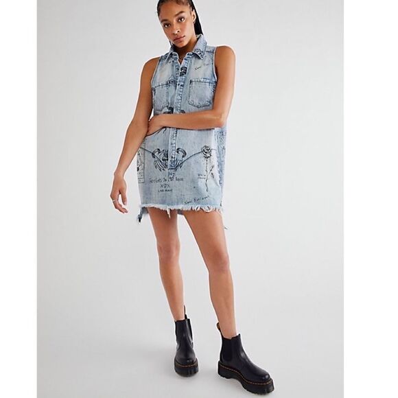 ONETEASPOON
Tattoo Salty Dog Braxton Dress - Picture 1 of 6